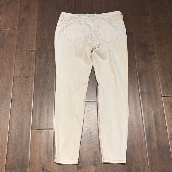 Tommy Bahama Bull Denim Skinny Jeans Sz 31x31  Womans Natural Mid Rise - Picture 5 of 10